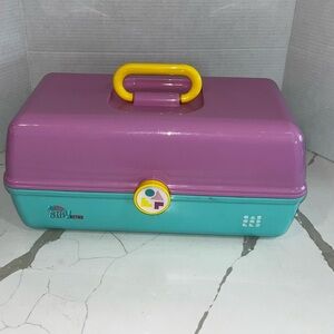 Caboodles: Large 16” Makeup Organizer - Hair/ Travel /Train Case- Caddy Purple